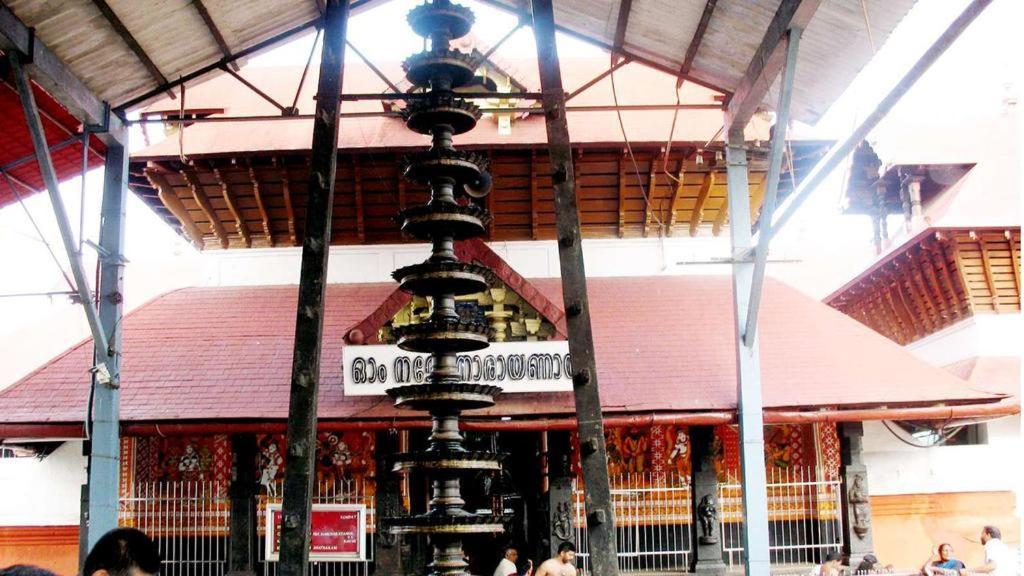 Kairali Tourist Home Guruvāyūr エクステリア 写真
