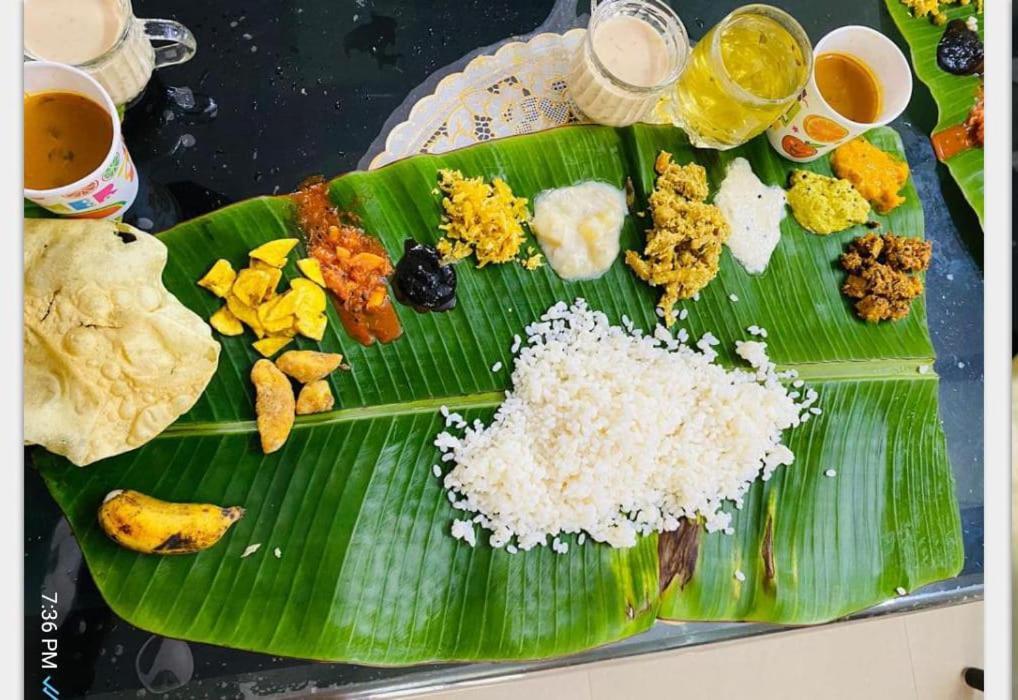 Kairali Tourist Home Guruvāyūr エクステリア 写真