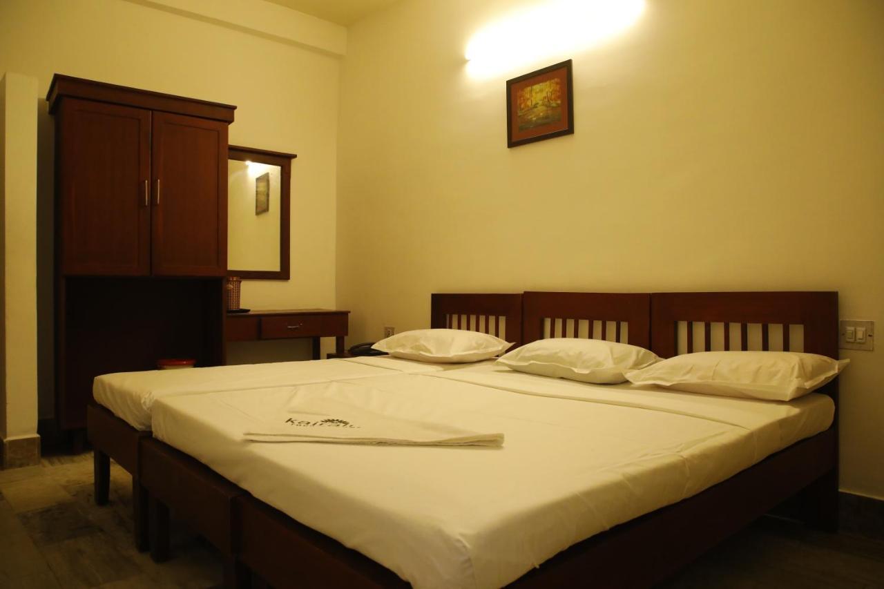 Kairali Tourist Home Guruvāyūr エクステリア 写真