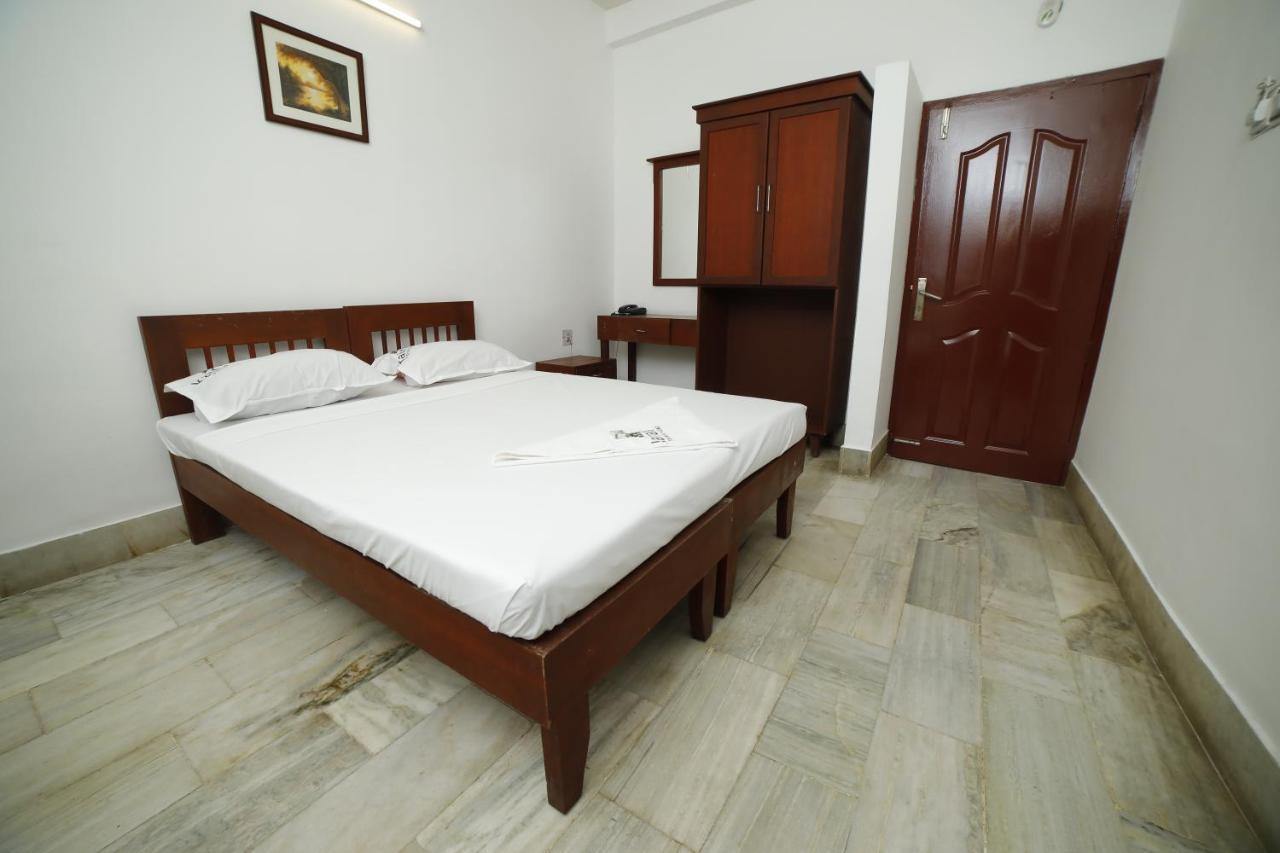 Kairali Tourist Home Guruvāyūr エクステリア 写真